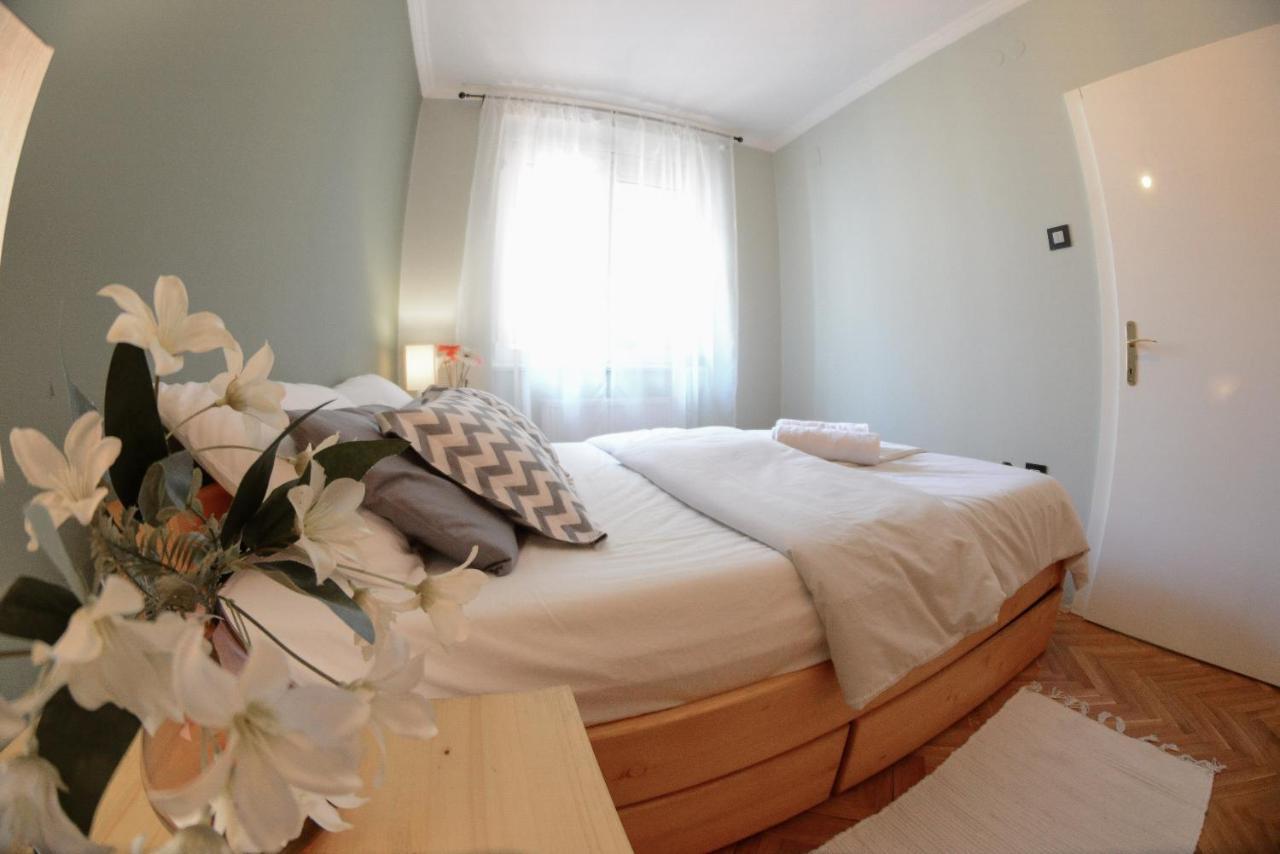 Apartment Dobraya Blue Novi Sad Exterior foto